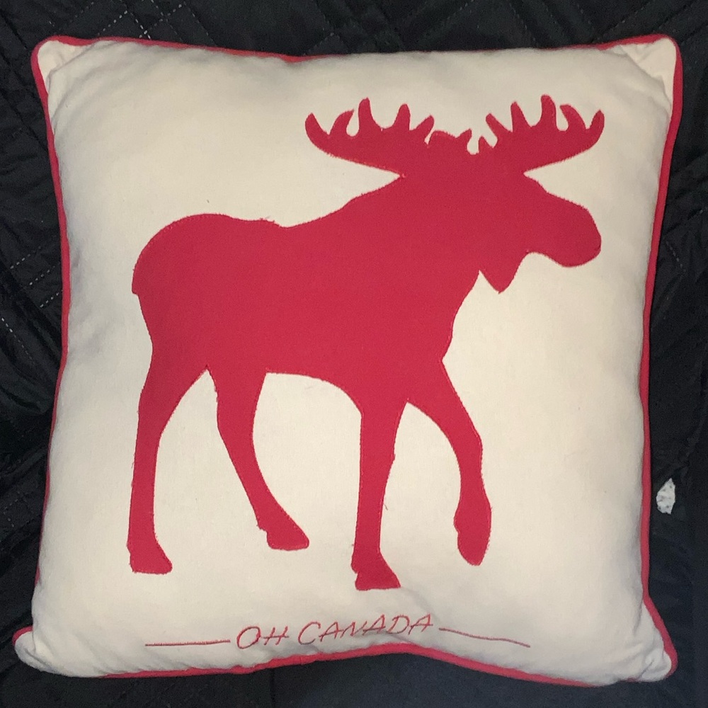 Red Moose Decorative Pillow